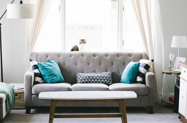 Cambiare il divano: come scegliere il colore più adatto