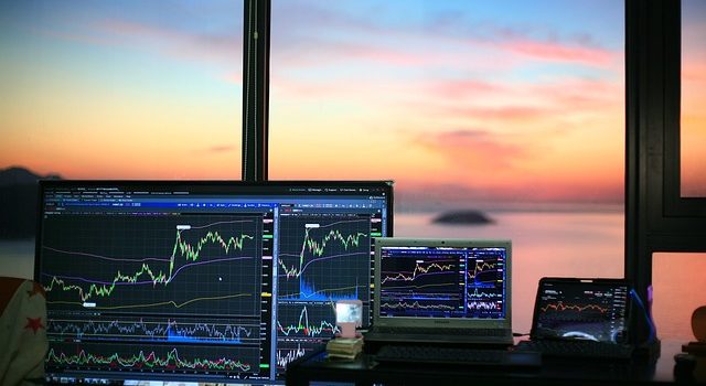 Come fare forex trading: Trade.com, coppie di valute e strategie